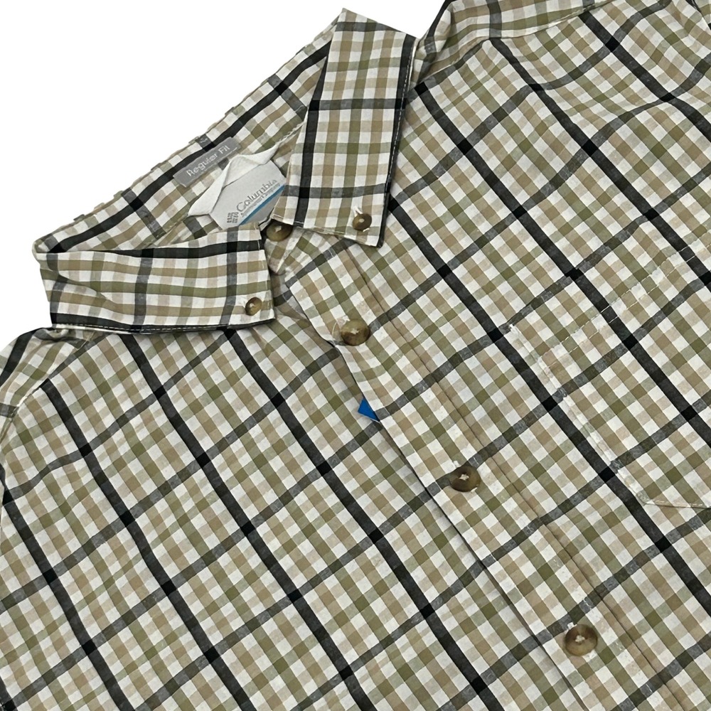 Columbia Rapid Rivers II Shirt Mens Medium Beige Plaid Short Sleeve Stretch NEW